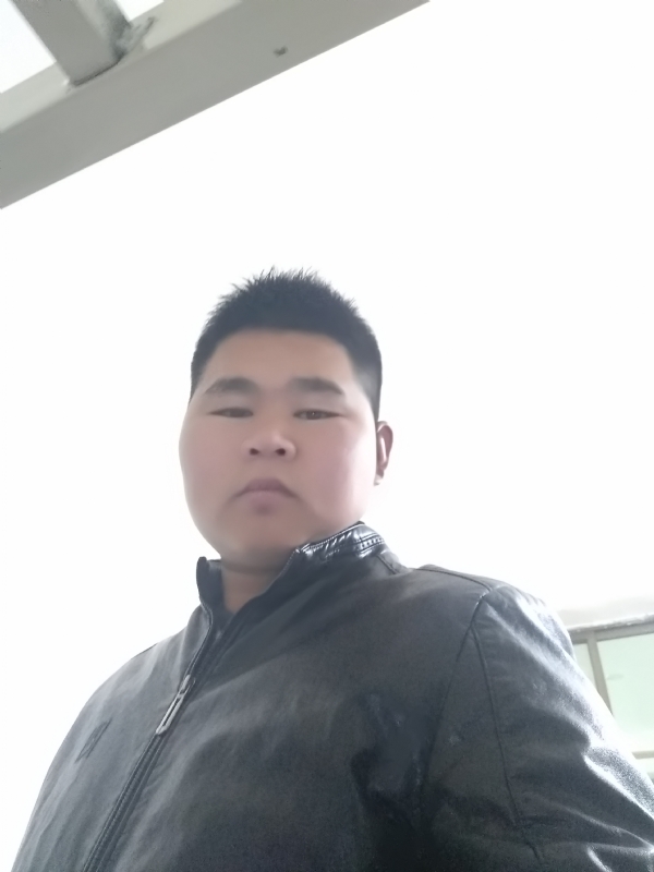 小哥的第一张照片--吉安闪婚服务中心