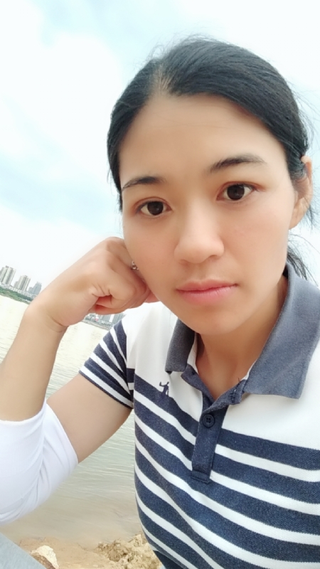 梅子的第一张照片--吉安闪婚服务中心