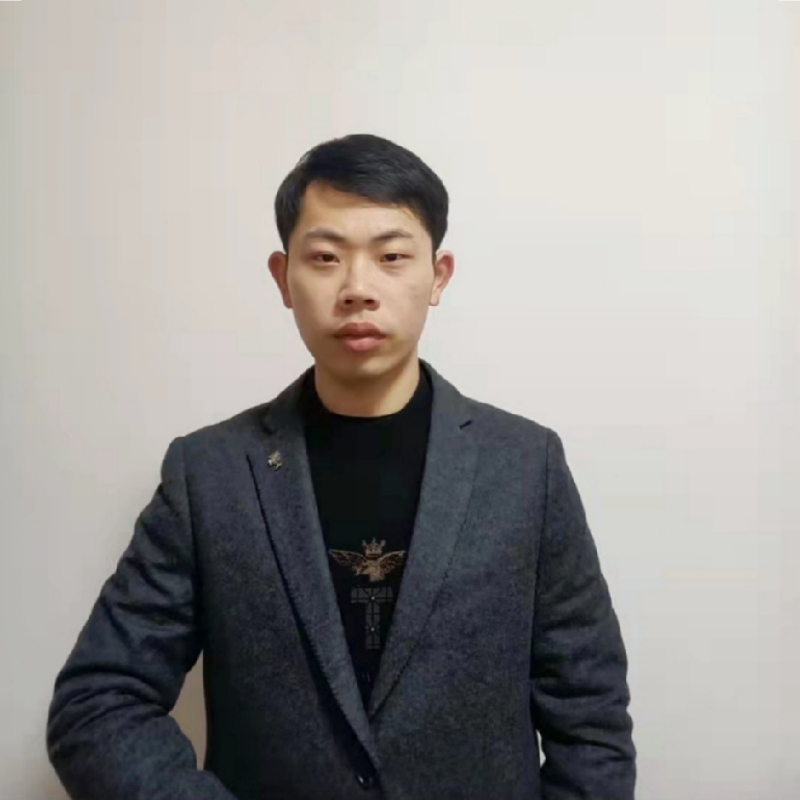 熊先生的第一张照片--吉安闪婚服务中心
